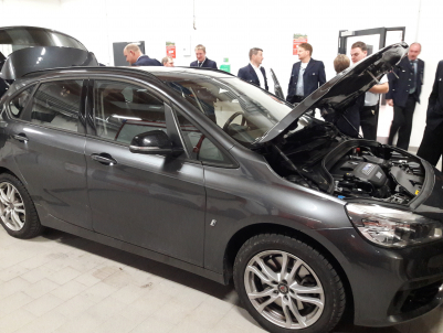 Ein aktuelles Elektroauto von BMW